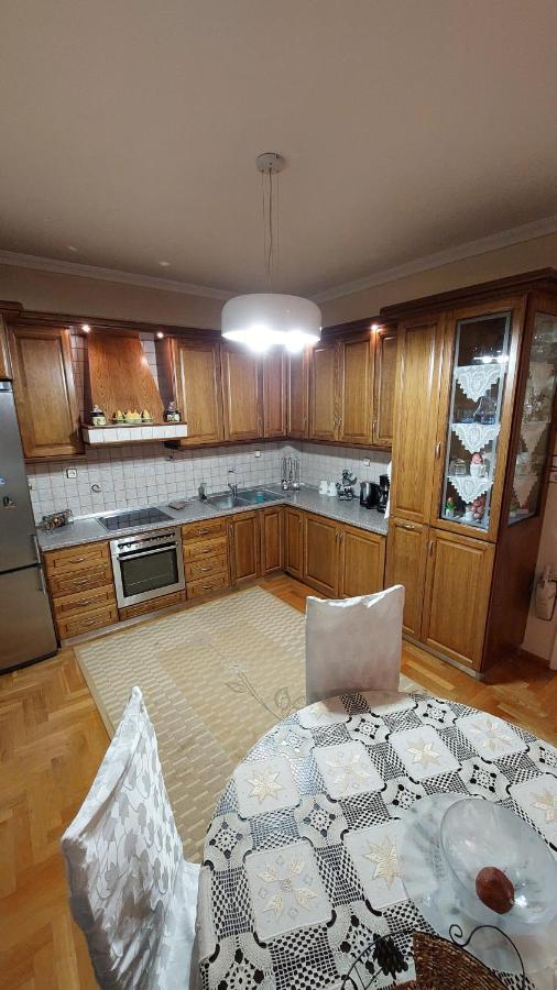 Το Σπιτικό Της Μαρίας Apartment Maniákoi Екстериор снимка